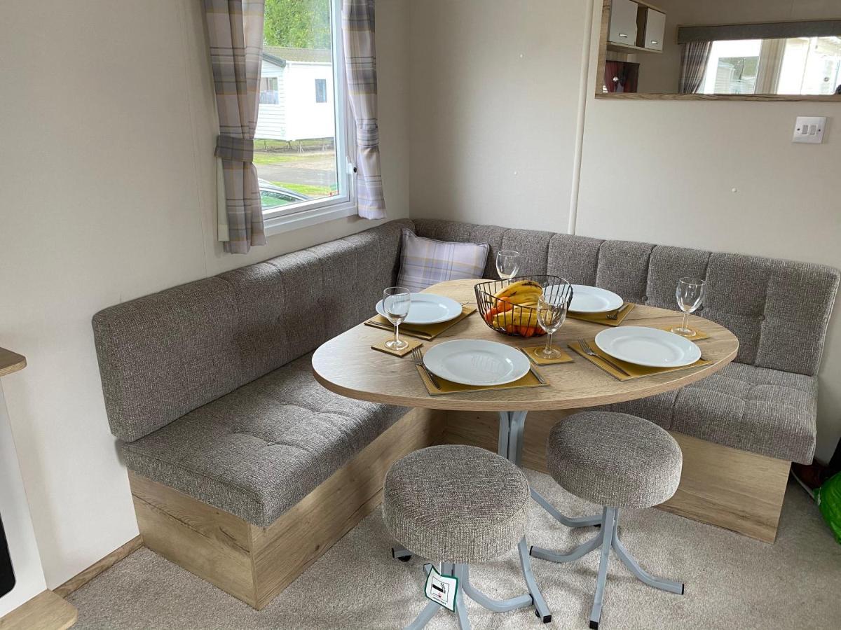 Haggerston Castle 6 Berth Caravan - Riverside 37 Cheswick  Extérieur photo